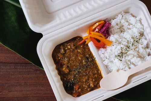 石垣牛の牛すじカレーのお弁当